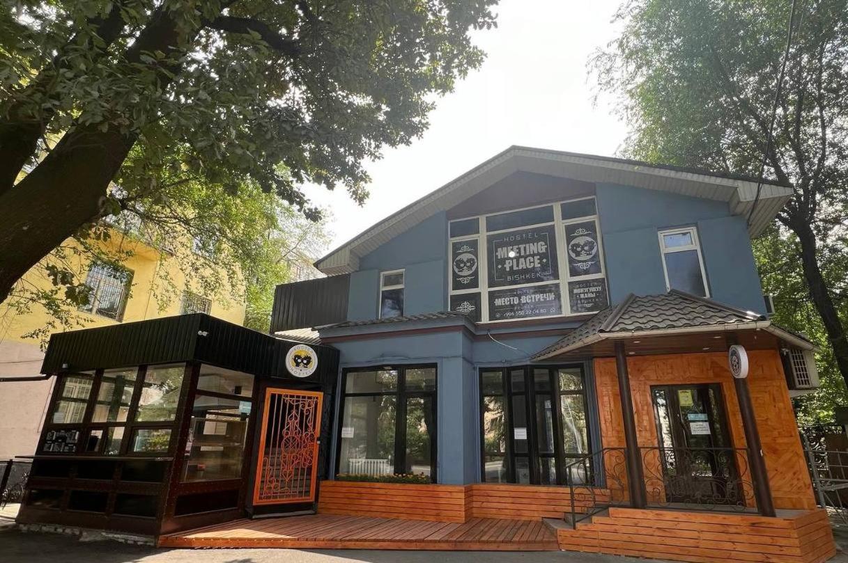 Meeting Place Bishkek Exterior foto